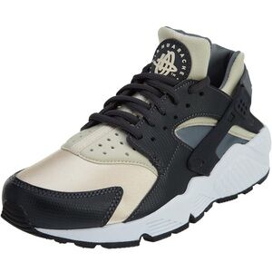 Nike Air Huarache Run Size 6